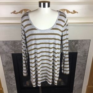 Lularoe Lynnae Long Sleeve Simply Comfortable Top